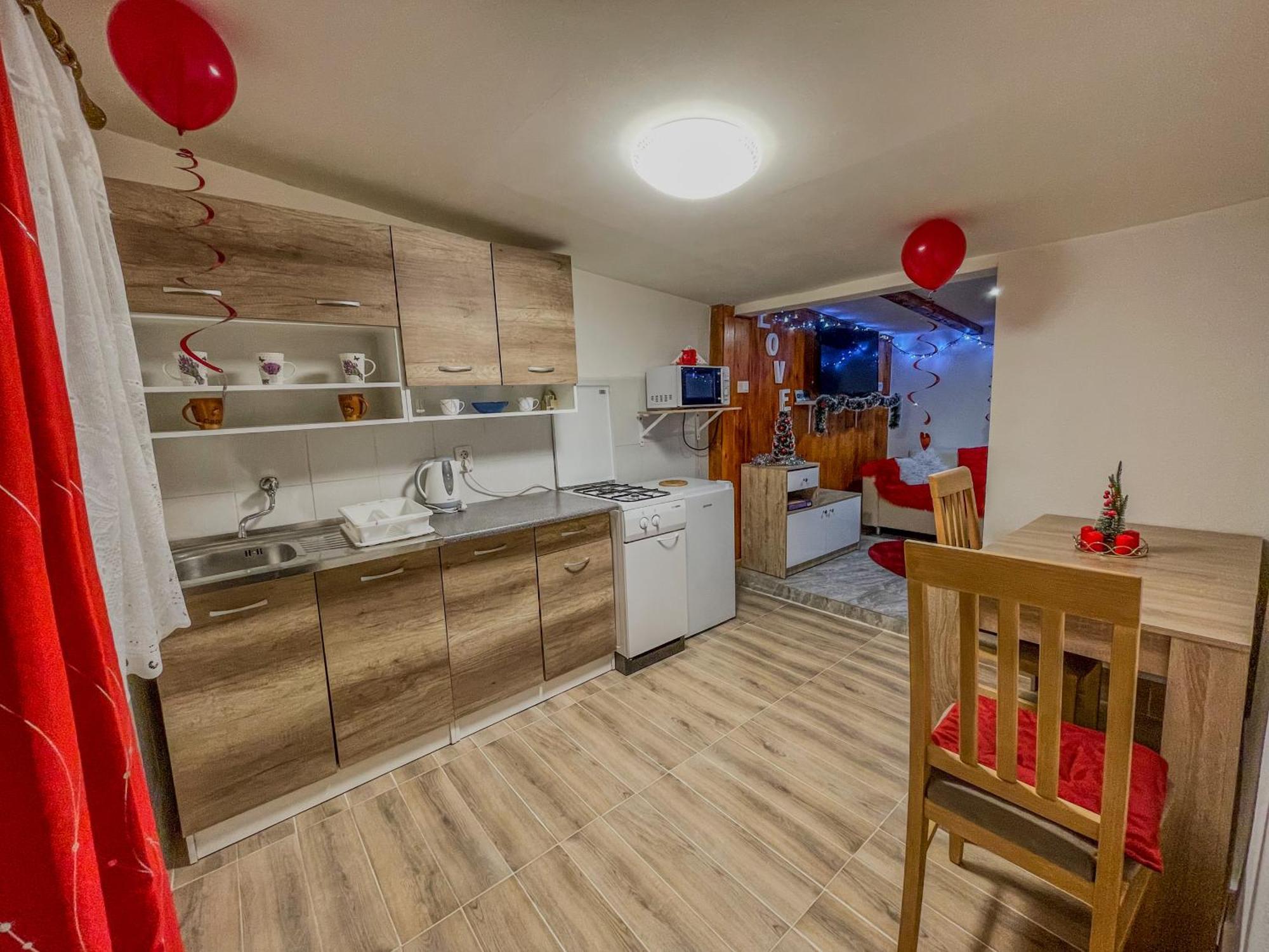 Holiday Home La Sierra 科雷尼察 外观 照片